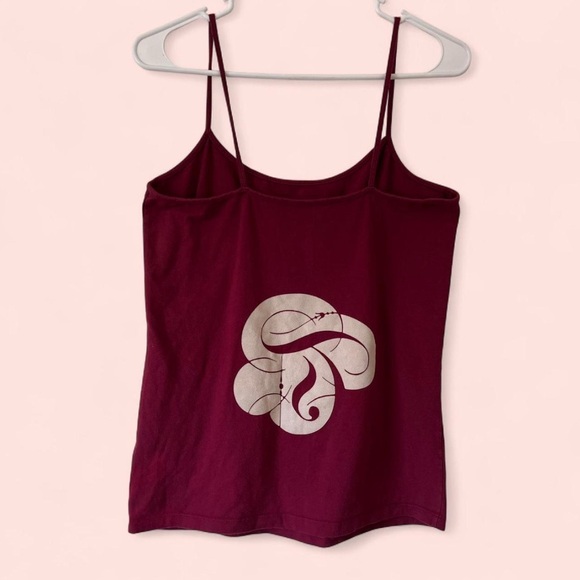 Juniors Women’s Y2K No Boundaries Burgundy Cream Spaghetti Strap Camisole Tank - Picture 1 of 8
